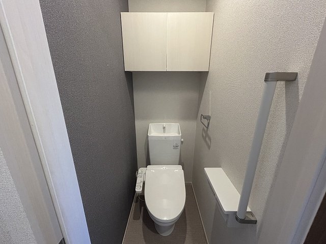 トイレ　シンプルで使いやすいトイレです