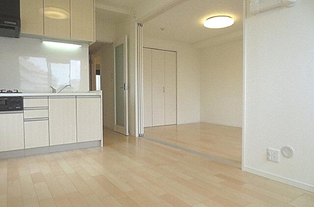 BELNOS34の居間写真