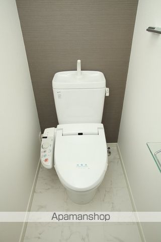 ＪＲ東西線 北新地駅 徒歩9分 12階建 築20年のトイレ写真