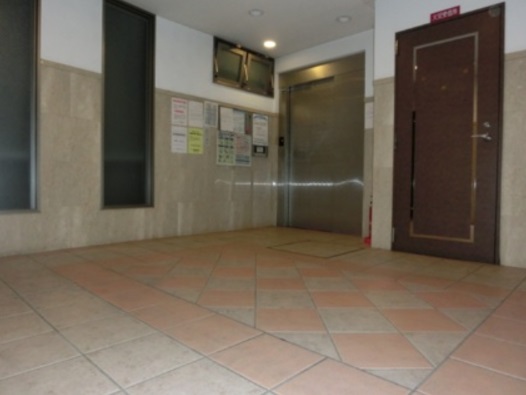 エイペックス大手通の外観写真