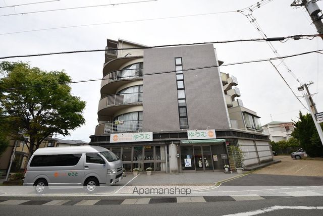 大阪モノレール本線 柴原阪大前駅 徒歩11分 築32年