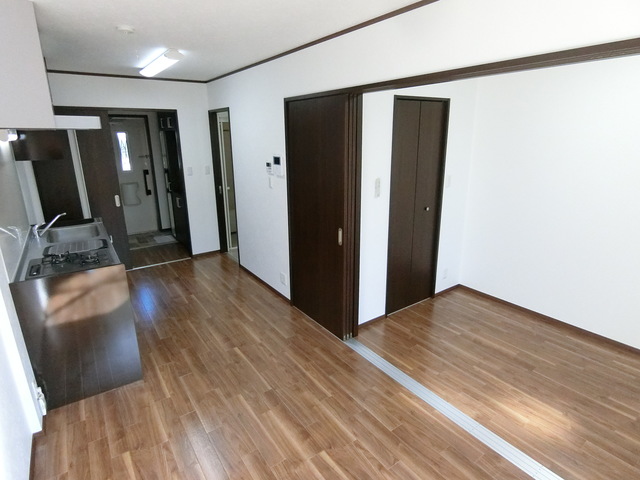 クリア田町の居間写真