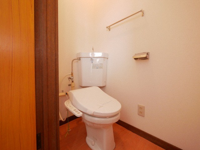 ＪＲ函館本線 厚別駅 徒歩4分 2階建 築41年のトイレ写真