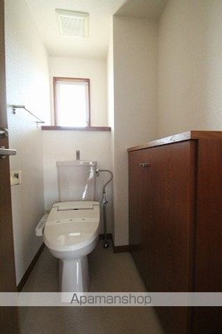 東武東上線 坂戸駅 徒歩17分 3階建 築35年のトイレ写真