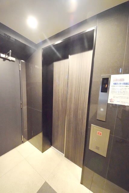 京成押上線 四ツ木駅 徒歩8分 11階建 築12年の外観写真