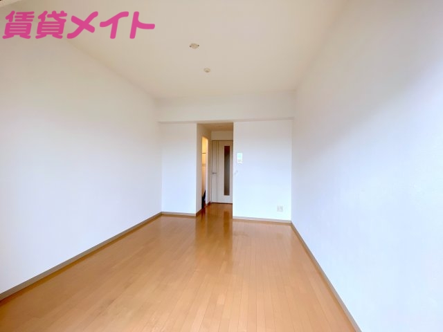居室・リビング　同タイプの画像です
