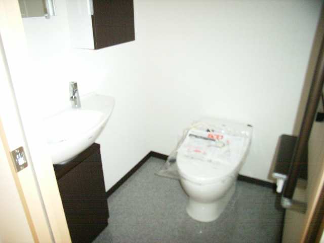 ブロード1のトイレ写真