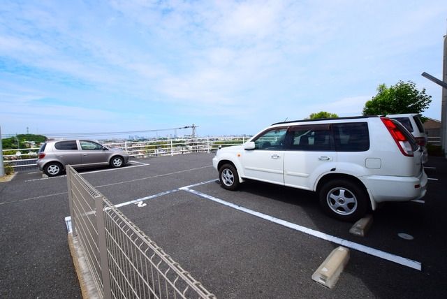 駐車場　★★敷地内、駐車場★★