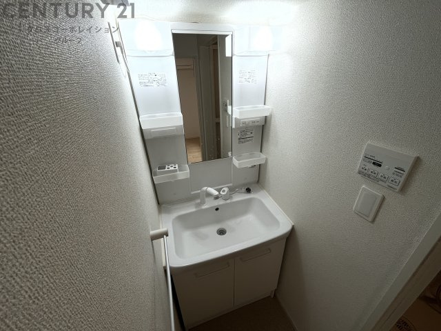 洗面設備　独立洗面化粧台付きでおすすめです！