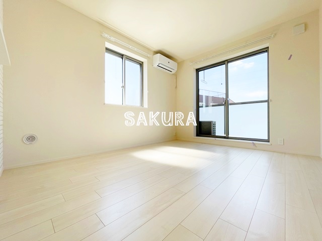 その他設備　室内エアコン付き♪
