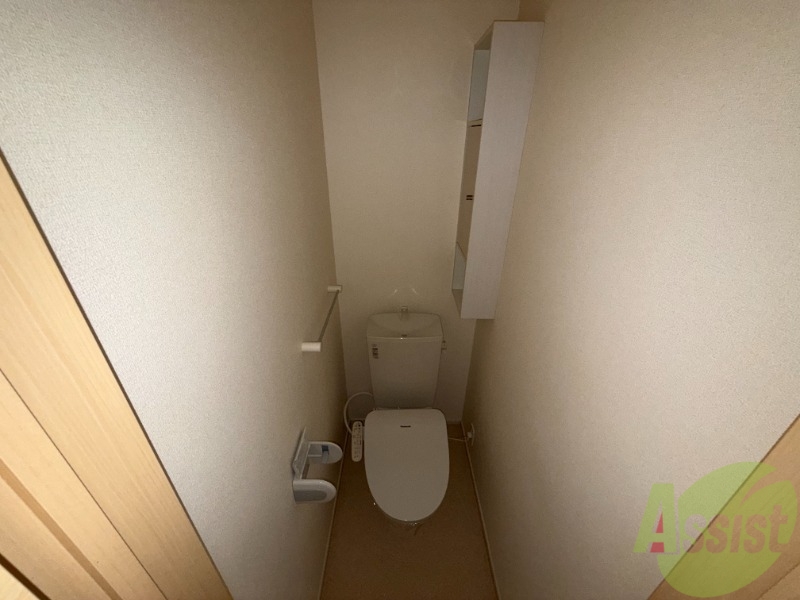 トイレ　トイレはこちら。シンプルで使いやすそうですね！