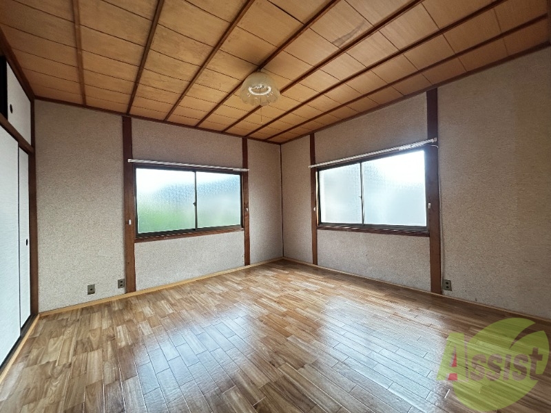 鈴蘭台東町5丁目戸建ての内装写真