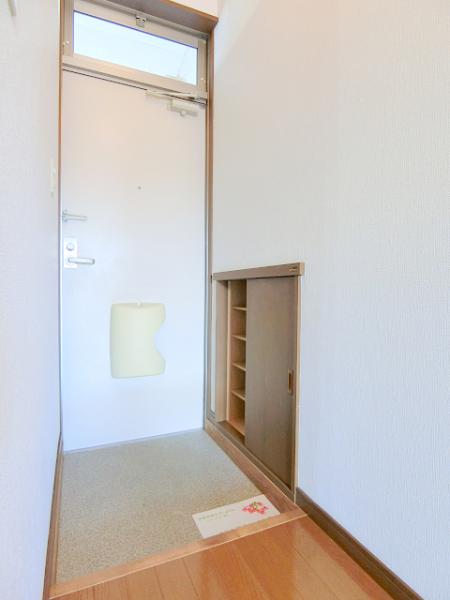 長野電鉄長野線 本郷駅 徒歩14分 2階建 築25年の玄関写真