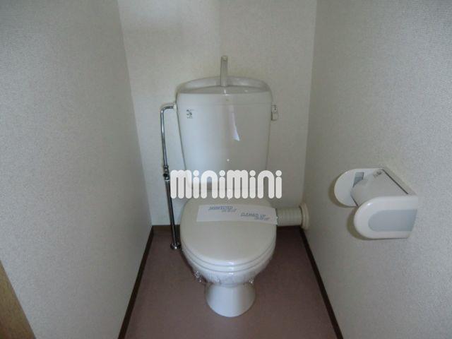トイレ　清潔感のあるトイレです