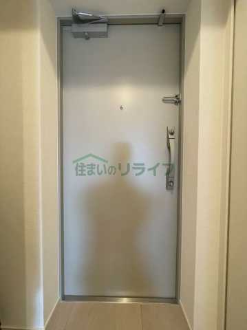 グランカーサ住吉IIIの玄関写真