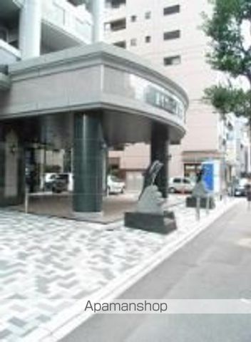 地下鉄七隈線 渡辺通駅 徒歩6分 15階建 築21年の外観写真