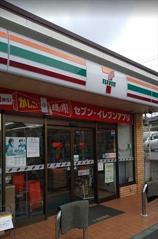 コンビニ　セブン－イレブン横浜戸塚町店（コンビニ）まで1029m