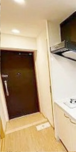 玄関　別部屋同仕様タイプ