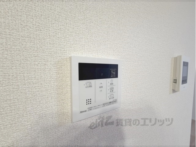 その他設備　給湯器リモコン