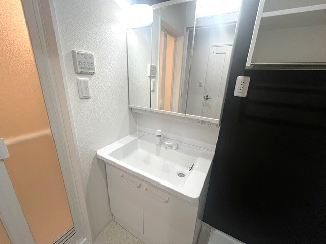 アルモカーサ三国ヶ丘 1FDの内装写真