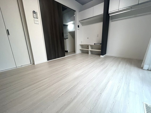 アルモカーサ三国ヶ丘 1FDの居間写真