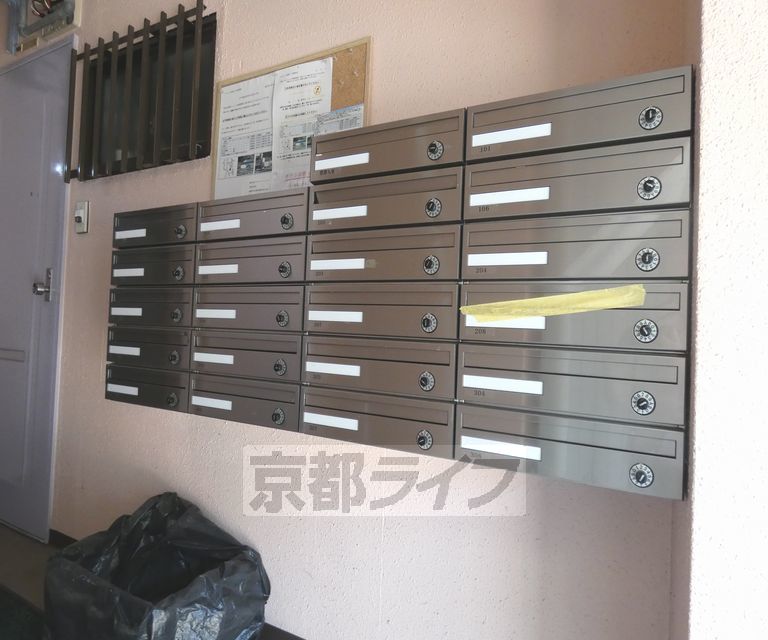叡山電鉄鞍馬線 二軒茶屋駅 徒歩4分 3階建 築39年の外観写真