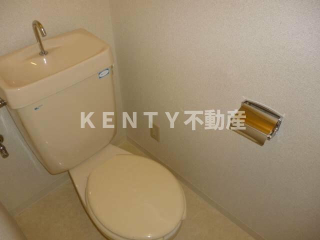 トイレ　コンパクトで使いやすいトイレです