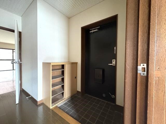 高橋マンションの玄関写真