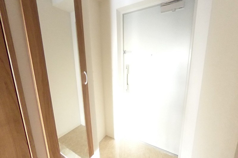 玄関　参考画像