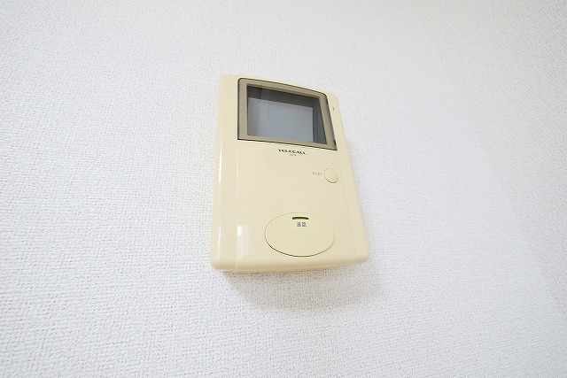 セキュリティ　モニタ付きインターホンです。