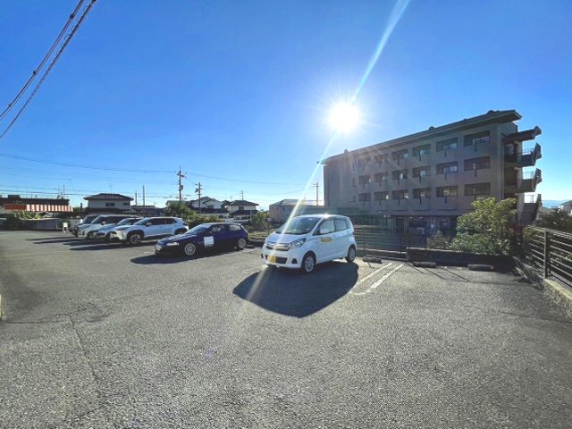 駐車場　カースペースがあります