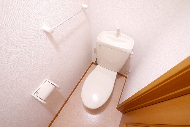 トイレ　シンプルで使いやすいトイレです