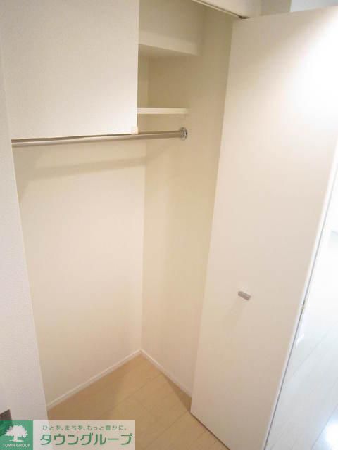 収納　★たっぷりとした収納スペースです★
