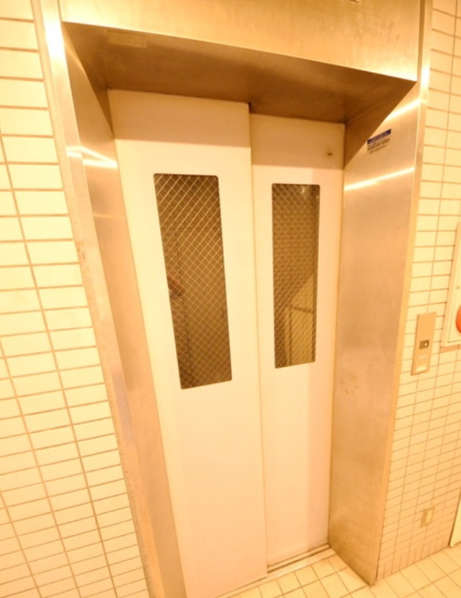 ロビー
