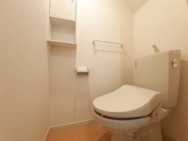 トイレ　シンプルで使いやすいトイレです