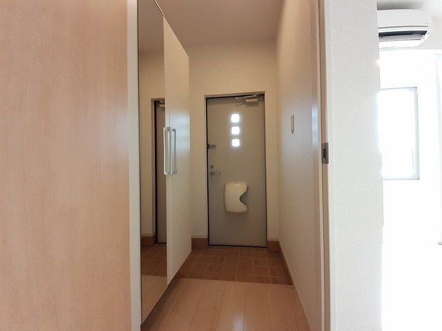 玄関　きれいな玄関です