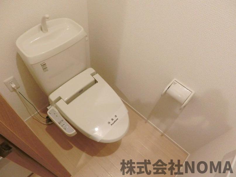 西武新宿線 下落合駅 徒歩8分 3階建 築15年のトイレ写真