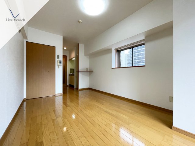 その他部屋・スペース　広くて明るい寝室