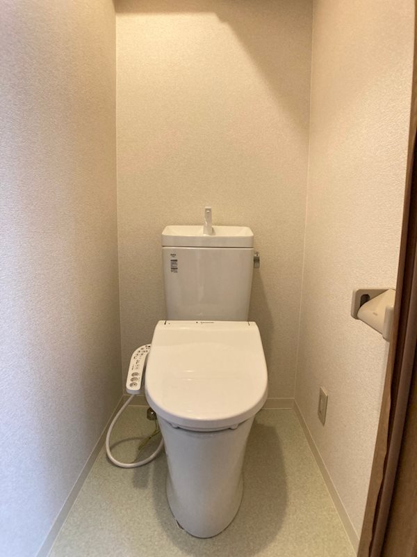 トイレ　トイレもきれいです
