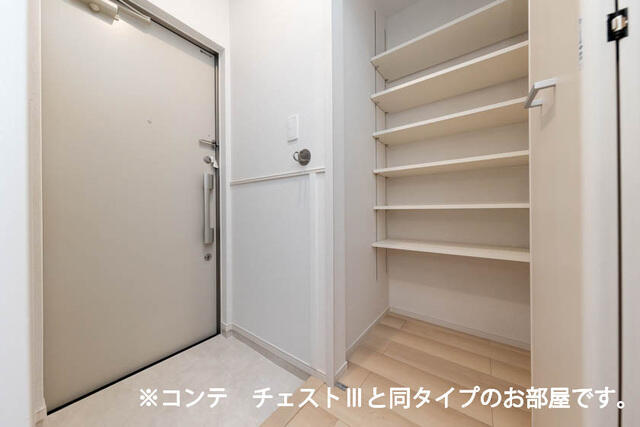 玄関　同タイプ