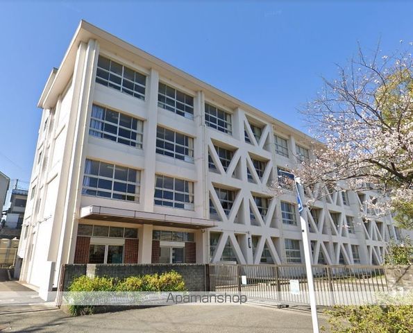 小学校　藤沢市立村岡小学校（小学校）まで467m