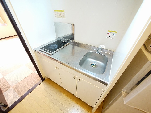 キッチン　キッチンでお料理をお楽しみください