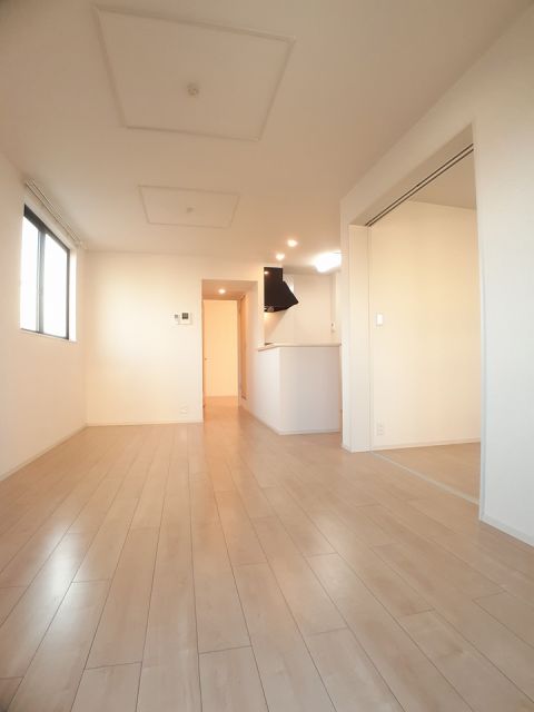 フォルトゥーナVIの居間写真