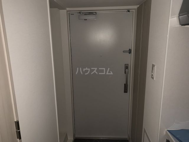 S-RESIDENCE妙蓮寺の玄関写真
