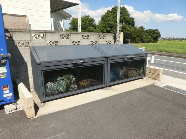 その他共有部分　ゴミ捨て場も敷地内にございます