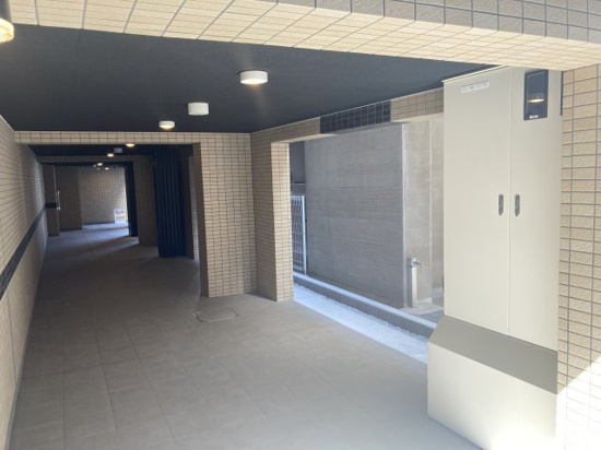 エントランス　建物の内部です