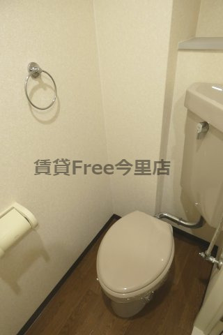 ＪＲ大阪環状線 玉造駅 徒歩5分 7階建 築28年のトイレ写真