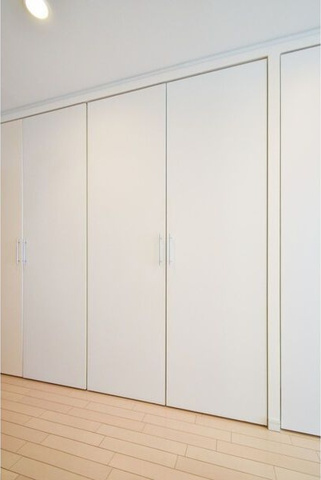 収納　※写真は同じマンションの違う部屋のものになります。