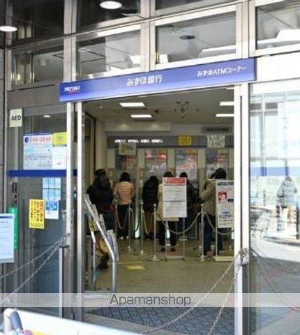 銀行　（株）みずほ銀行／都立大学駅前支店（銀行）まで375m