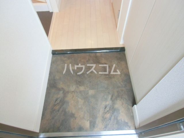 プレサンス名古屋STATIONビジュの玄関写真